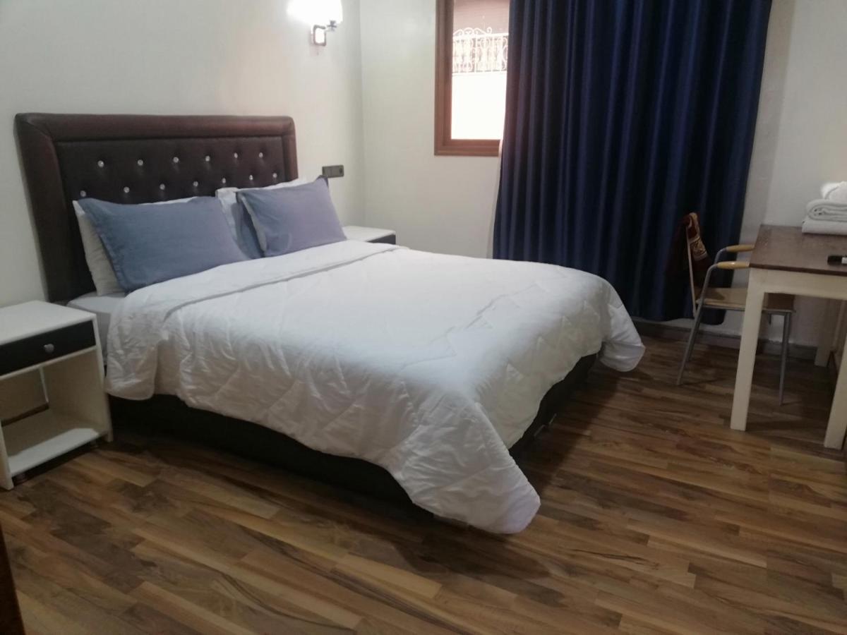 Hotel School Ersat אזרו מראה חיצוני תמונה