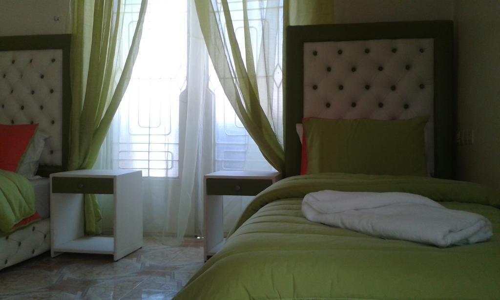 Hotel School Ersat אזרו מראה חיצוני תמונה