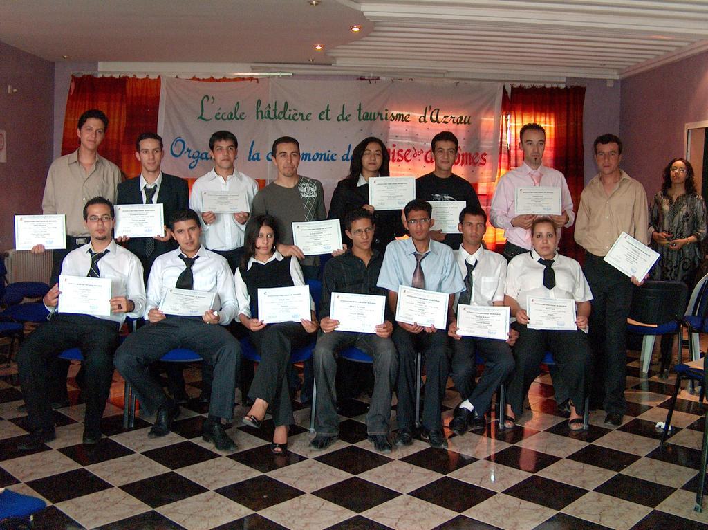 Hotel School Ersat אזרו מראה חיצוני תמונה